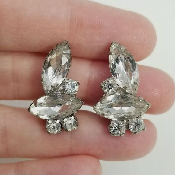 Vintage Rhinestone Cluster Clip On Earrings, Marquise Shape Prong Set, Estate - Picture 5 of 6
